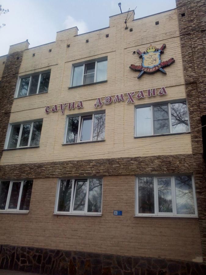 Galirad Hotel Öskemen Bagian luar foto