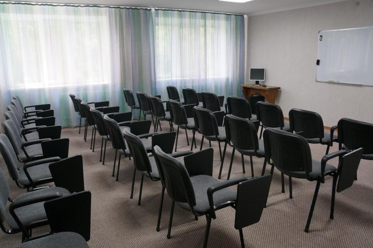 Galirad Hotel Öskemen Bagian luar foto