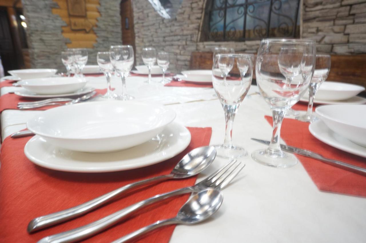Galirad Hotel Öskemen Bagian luar foto