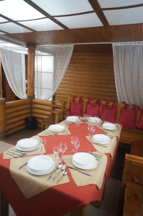 Galirad Hotel Öskemen Bagian luar foto