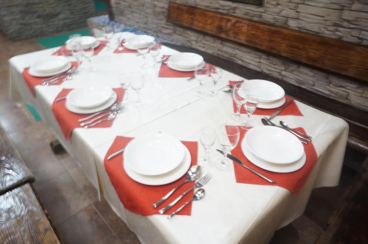 Galirad Hotel Öskemen Bagian luar foto